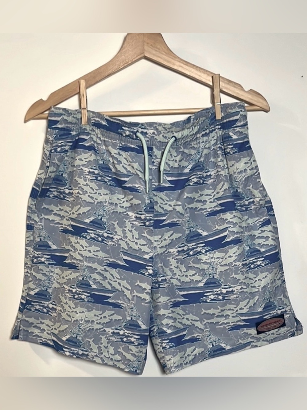 Vineyard Vines Boys Blue & White Water Scene Patterned Swim Trunk Shorts